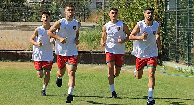 Karşıyaka kamp öncesi kadroyu kurdu