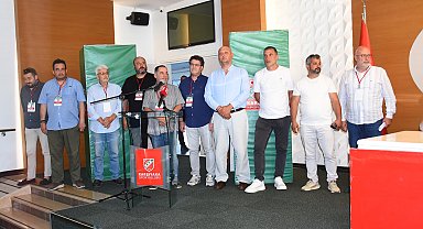 Karşıyaka yine kongreye gidiyor