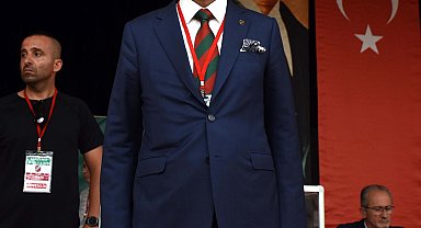 Karşıyaka'da Azat Yeşil'in güveni tam