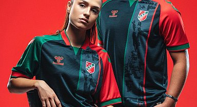 Karşıyaka'dan, Atatürk ve annesi Zübeyde Hanım için saygı forması