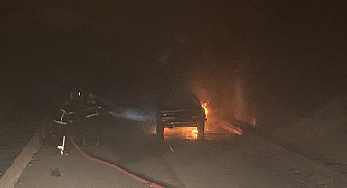 Kastamonu'da iki ayrı yangında otomobil ve forklift kullanılamaz hale geldi