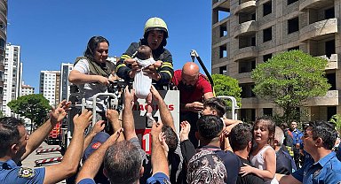 Kayseri'de 14 katlı binada yangın