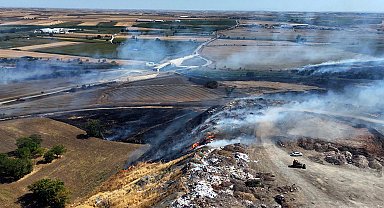 Kırklareli'de anız yangını; TEM ve D-100 bir süre trafiğe kapatıldı