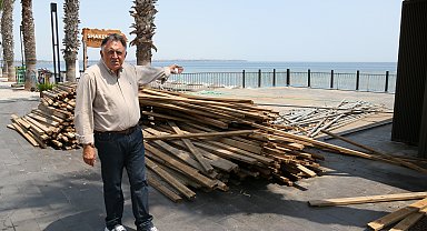 Konyaaltı sahilinde 'gölgelik' krizi