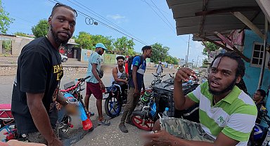 Kuralsız Sokaklar, müziğin ve tarihin izinde