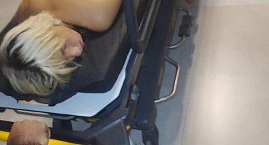 Kuşadası'nda gasbedilmek istenen Ukraynalı çocuk sırtından bıçaklandı