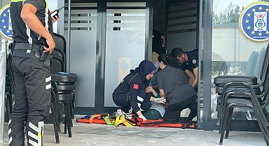 Kütahya'da lokalin asma tavanı çöktü; 1 yaralı