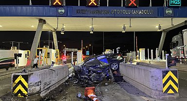 Kuzey Marmara Otoyolu'nda otomobil gişenin beton banketine çarptı; 1 ölü