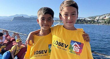 Lösemiyi yenen ikizler, LÖSEV tatil köyünde moral buldu
