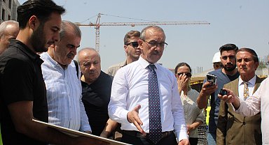 Malatya'da rezerv alan konutlarının anahtar teslimlerine başlandı