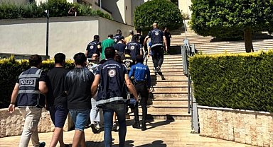 Marmaris'te göçmen kaçakçılığı operasyonu: 10 şüpheli tutuklandı