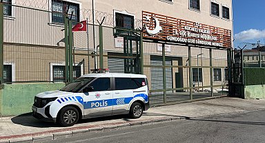 Meslektaşının kazara tabancayla vurduğu jandarma personeli yaralandı