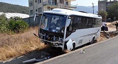 Midibüs şarampole düştü: 9 yaralı