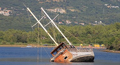Moritanya'da göçmenleri taşıyan tekne alabora oldu: 70 ölü