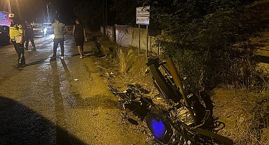 Motosiklet ile elektrikli bisiklet çarpıştı: 1 ölü, 1 yaralı