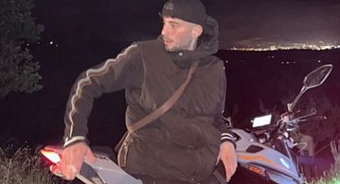 Motosiklet park halindeki TIR'a çarptı: 1 ölü, 1 yaralı