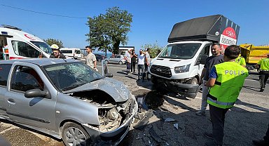 Ordu'da otomobil ile kamyonet çarpıştı; 5 yaralı