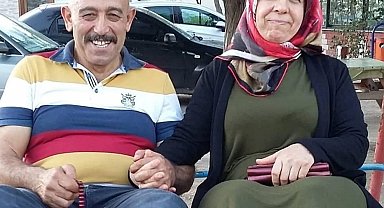 Otomobilin çarptığı motosikletteki çiftin öldüğü kaza kamerada