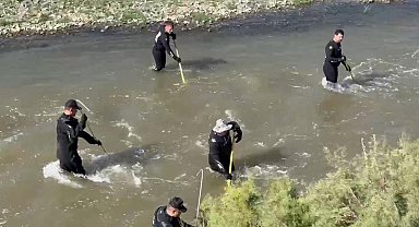 Otomobilin nehre uçtuğu kazada suda kaybolan İlknur'un cansız bedeni bulundu