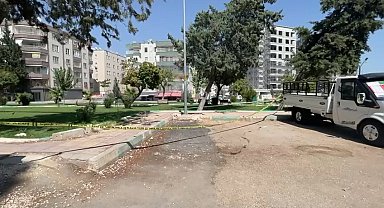 Parkta 13 bıçak darbesiyle öldürüldü