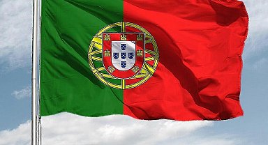 Portekiz'de orman yangınlarına karşı alarm süresi uzatıldı