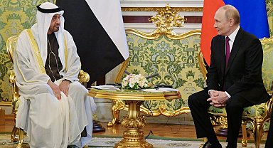 Putin ve BAE Devlet Başkanı Al Nahyan Kremlin'de bir araya geldi