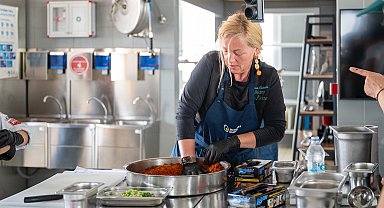 Romanyalı ve Türk şefler İstanbul'da gastronomi için buluştu