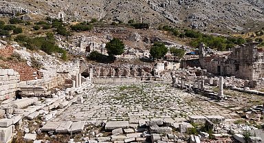 Sagalassos odeonu gün yüzüne çıkarılıyor
