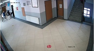 Sahte evrak veren veli, ret cevabı alınca okul idarecilerine bıçakla saldırmaya çalıştı