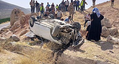 Şarampole devrilen hafif ticari araçtaki 7 kişi yaralandı