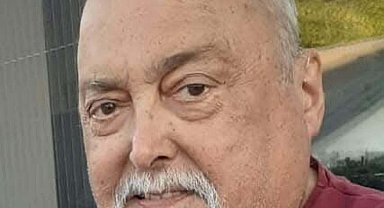 Şarkıcı Selçuk Alagöz'ün cenazesi alkışlarla uğurlandı