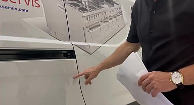 Sıfır aldığı aracı boyalı çıkan iş insanına müşteri memnuniyeti için 20 bin lira teklif etmişler