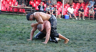 Şile yağlı güreşleri 2 yıl sonra yeniden yapıldı, Mahmut Keçici 'Güreş Ağası' oldu