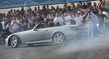 Sivas'ta 'drift' tutkunları için özel pist açıldı