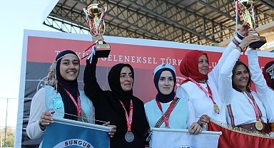 Sivas'ta düzenlenen Açık Hava Puta Şampiyonası madalya ve kupa töreniyle sona erdi