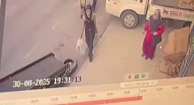 Sokakta tabancayla öldürüldü, 4 yaşındaki oğlu da ayağından yaralandı; olay kamerada