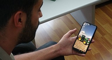 Sosyal medyada video izlerken çalınan traktörünü buldu