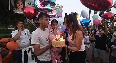 Spina bifida hastası Yağmur'un doğum günü için toplanan vatandaşlar balon uçurdu