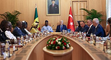 TBMM Başkanı Kurtulmuş, Senegal Başbakanı Sonko ile bir araya geldi