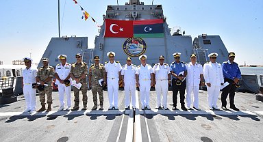 TCG Kınalıada, Libya'ya liman ziyareti gerçekleştirdi