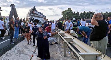 Tekirdağ'da kamyon devrildi; 3 kardeşten 1'i öldü, diğerleri yaralı