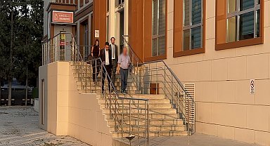 Teknesi parçalanmış halde bulunan iş insanını 13 kurbağa adam arıyor