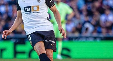 Trabzonspor'da transferde rota Almeida ve Bouchouari'ye döndü