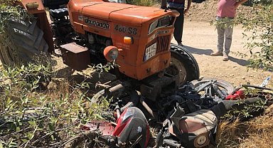 Traktörle çarpışan motosikletin 17 yaşındaki sürücüsü öldü
