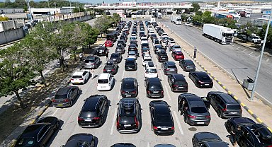 Trakya'daki sınır kapılarından yaklaşık 2 milyon gurbetçi çıkış yaptı