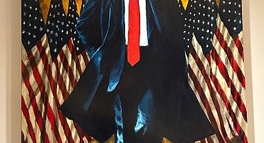 Trump'ın yeni portresi Beyaz Saray'a asıldı