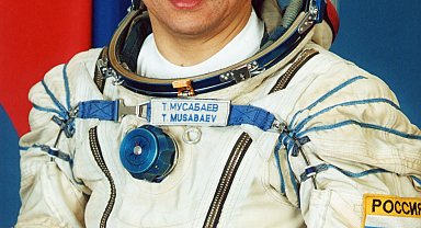 Üç kez uzaya çıkan Kazak kozmonot Musabayev hayatını kaybetti