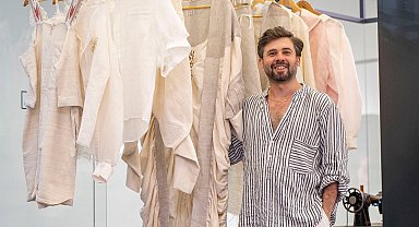 Ünlü modacı genç dokumacılar yetiştiriyor