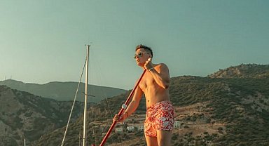 Uzak Şehir'in Kaya'sı Atakan Kaya tatilde