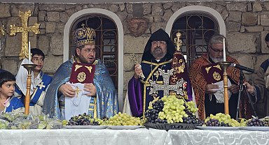Vakıfköy'de 'Meryem Ana Yortusu' ve Üzüm Bayramı kutlandı